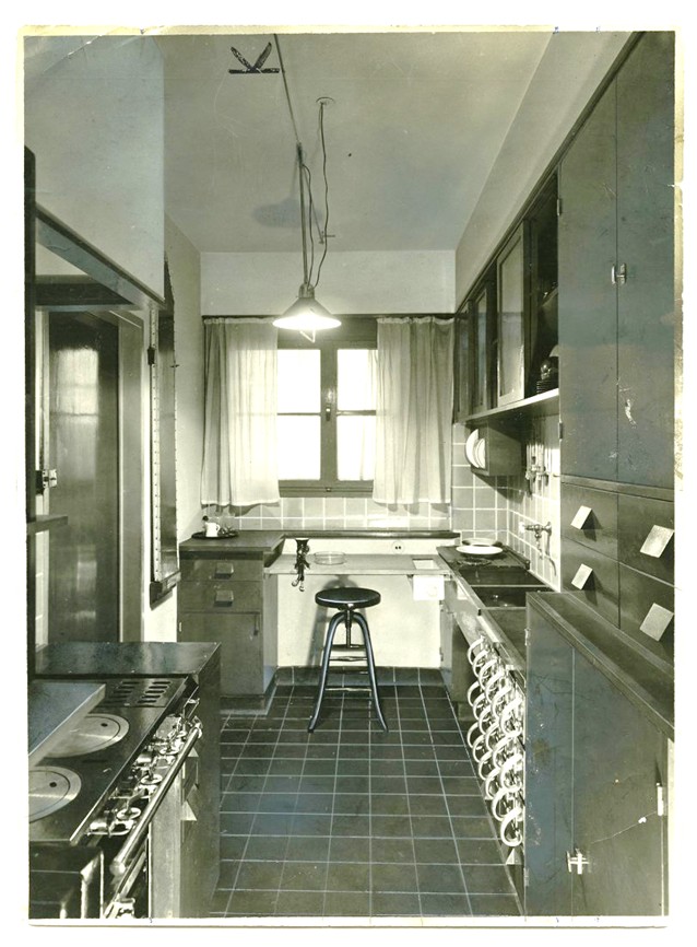 Como a Cozinha de Frankfurt Continua a Habitar as Cozinhas de Hoje